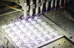 控制精密PVC點(diǎn)膠機(jī)的調(diào)試方法 控制精密PVC點(diǎn)膠機(jī)的調(diào)試方法